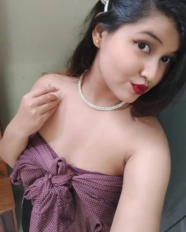 Megha Bandra escort service