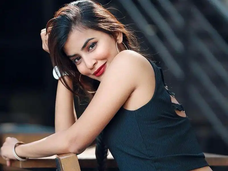 Night Party Call Girls in Bandra